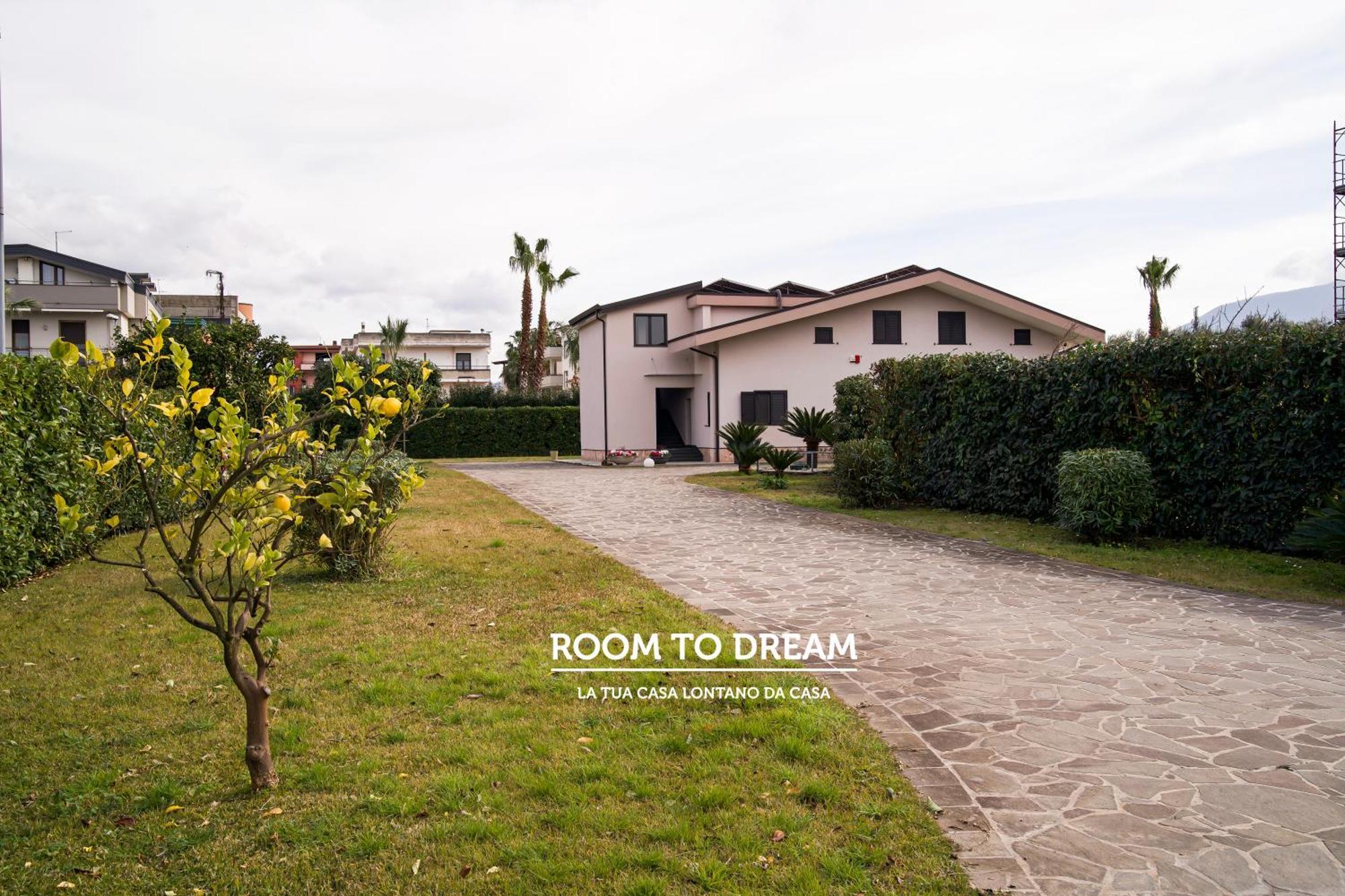 Room To Dream San Valentino Torio Exterior photo