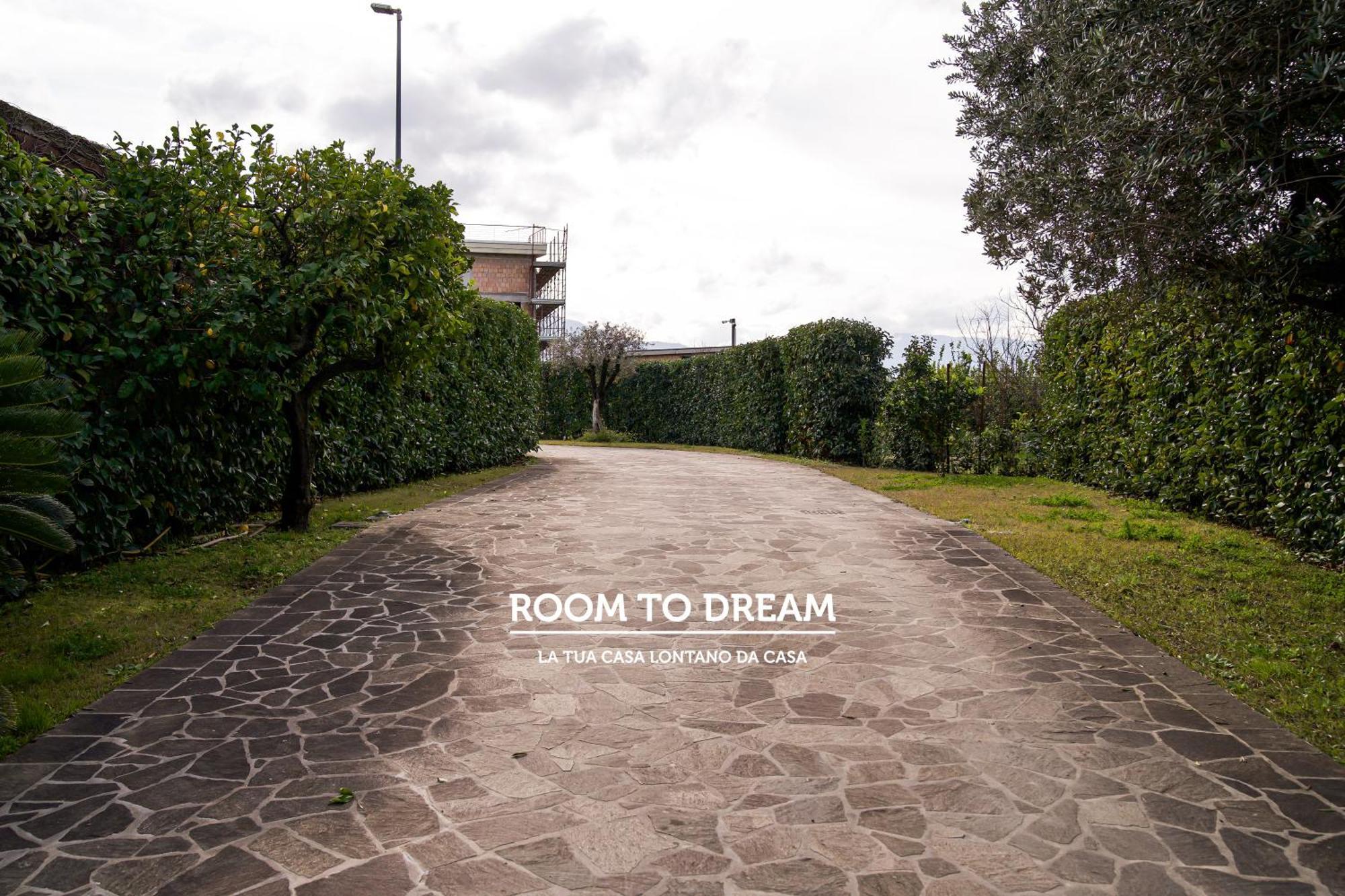 Room To Dream San Valentino Torio Exterior photo